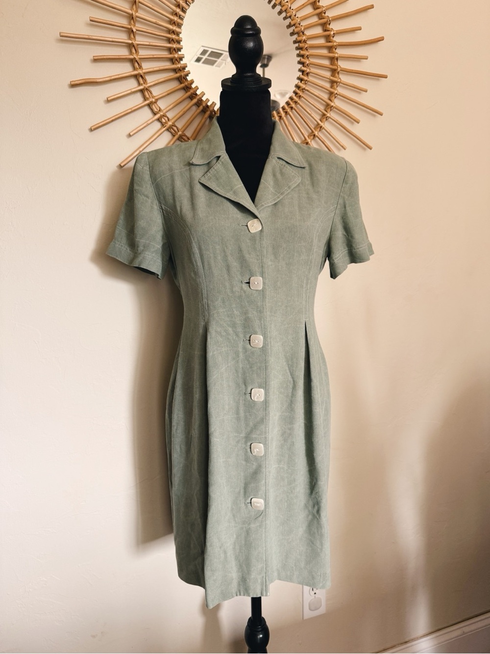 Vintage Short-Sleeve Button-Front Dress in Sage Green